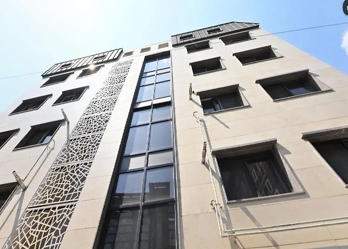 Rest In Seoul, Cozy At Cy Living *
